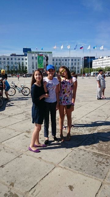 Веселье в фонтане на площади орджоникидзе3